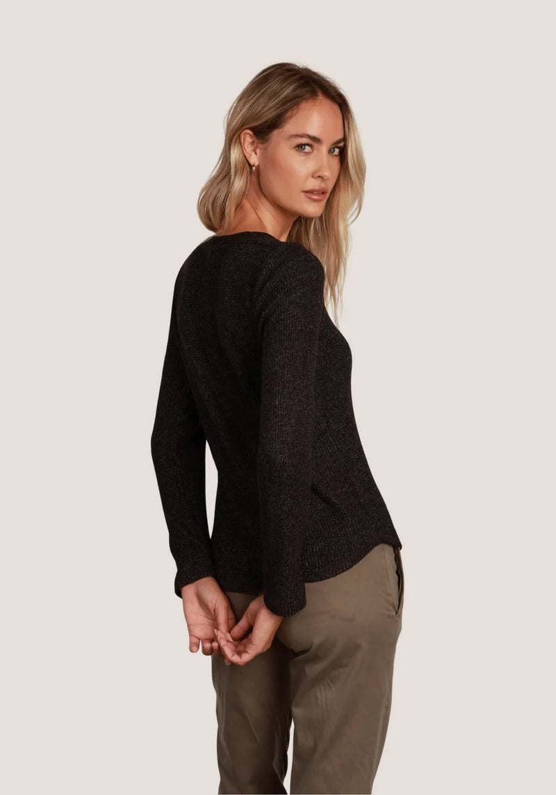 Brushed Waffle Scoop Neck Vintage Black