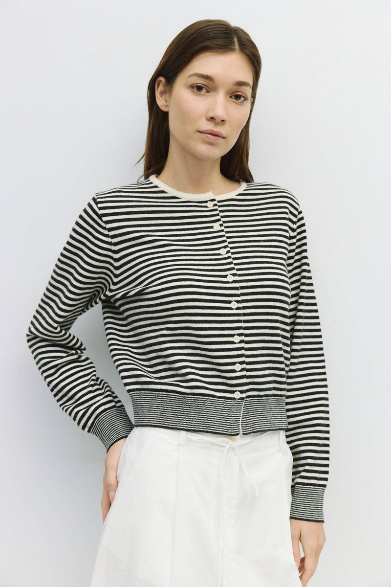 The Gary Cardigan Black/White