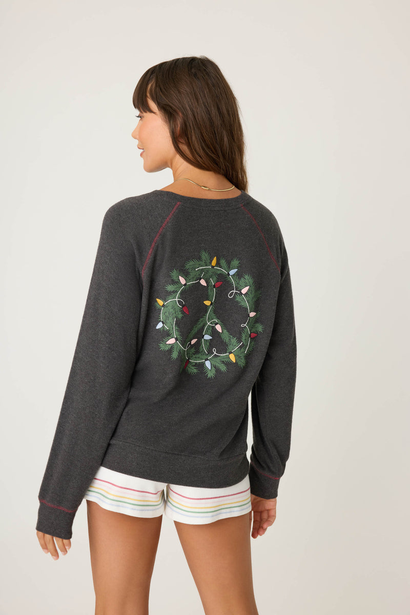 L/S Top Joy World Wreath