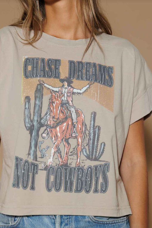 Chase Dreams Hi-Lo Tee