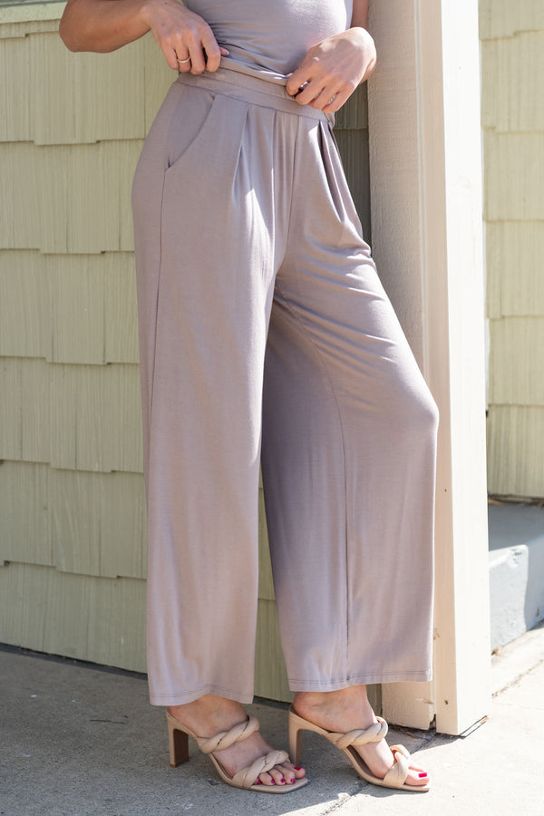 Solid Wide Leg Two Tuck Detail Pants